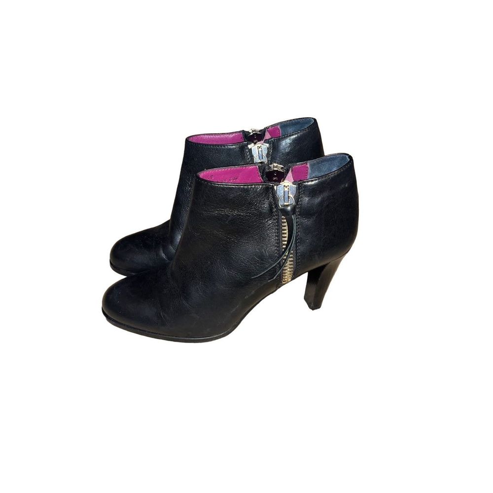 Coach Joice black zipper Bootie heels size 7.5 - Picture 3 of 11